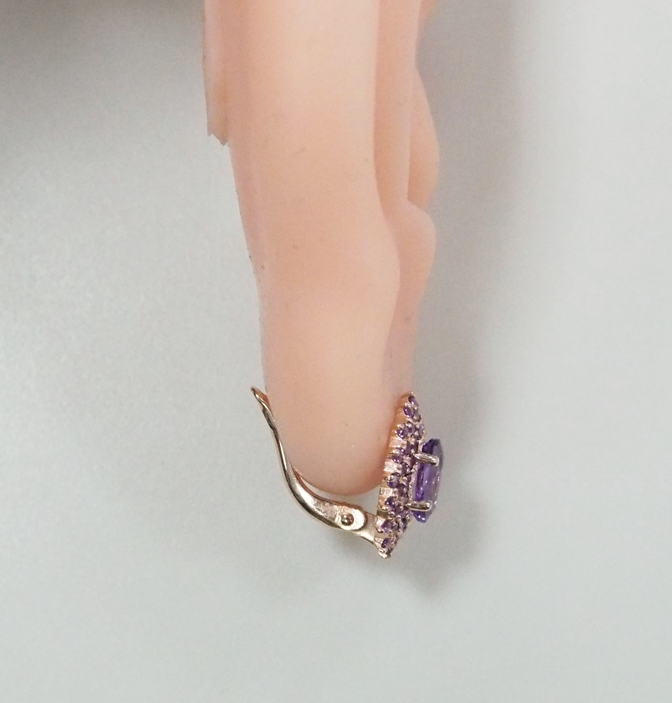 Серебряные серьги с аметистами
